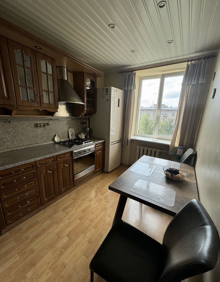 2-комнатная квартира, 65 м² — фото 3