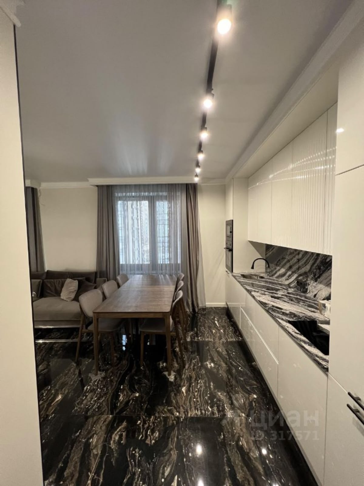 2-комнатная квартира, 55 м² — фото 2