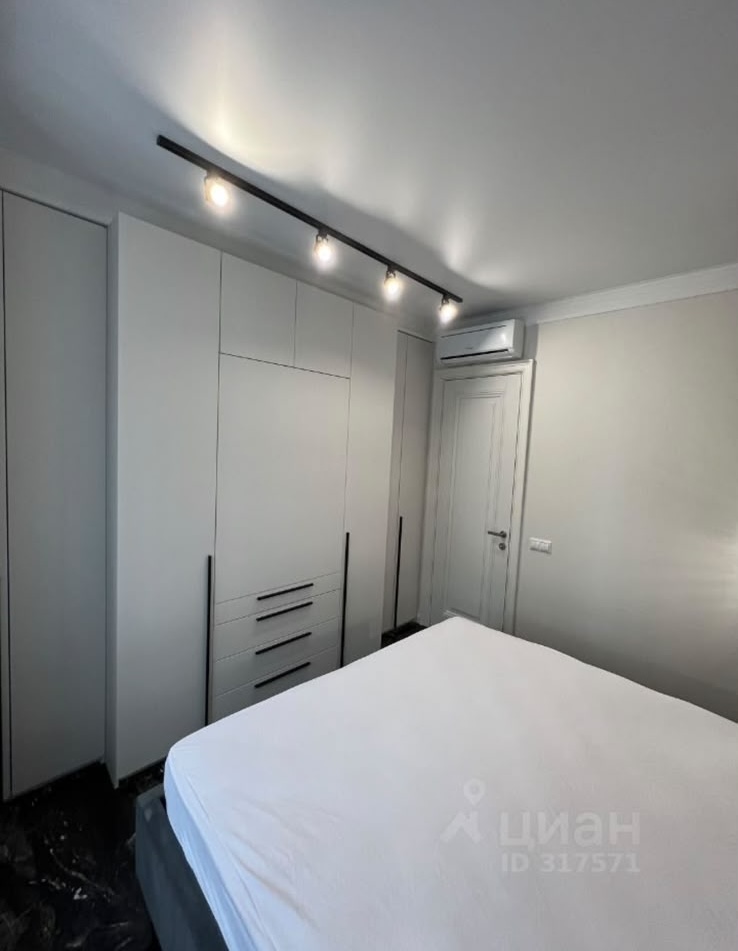 2-комнатная квартира, 55 м² — фото 8