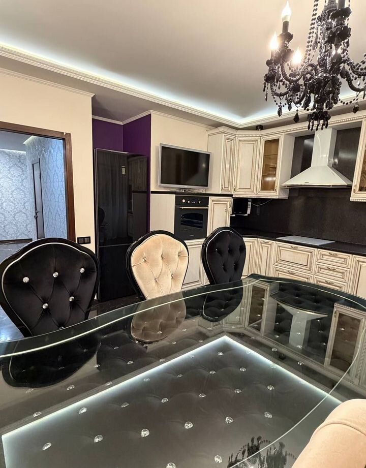3-комнатная квартира, 140 м² — фото 2