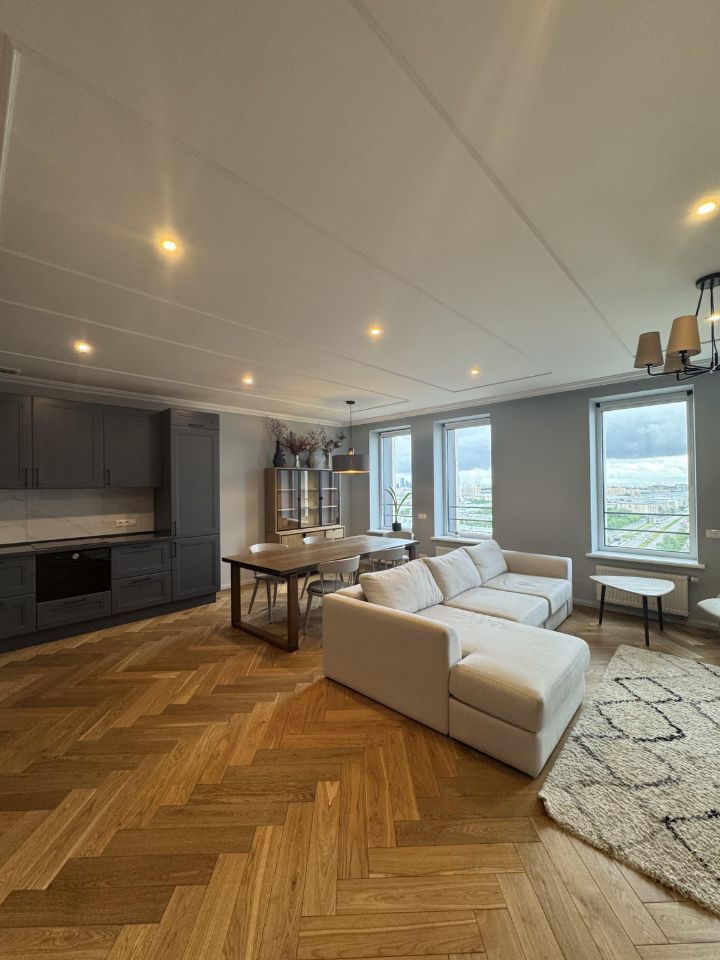 3-комнатная квартира, 130 м² — фото 1