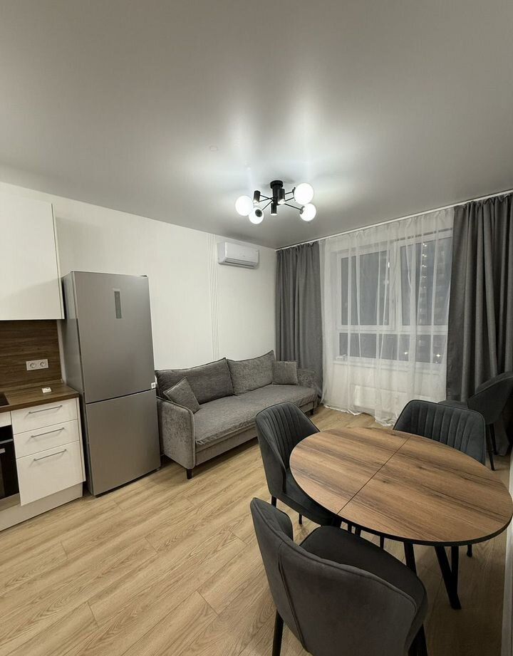 1-комнатная квартира, 37 м² — фото 1