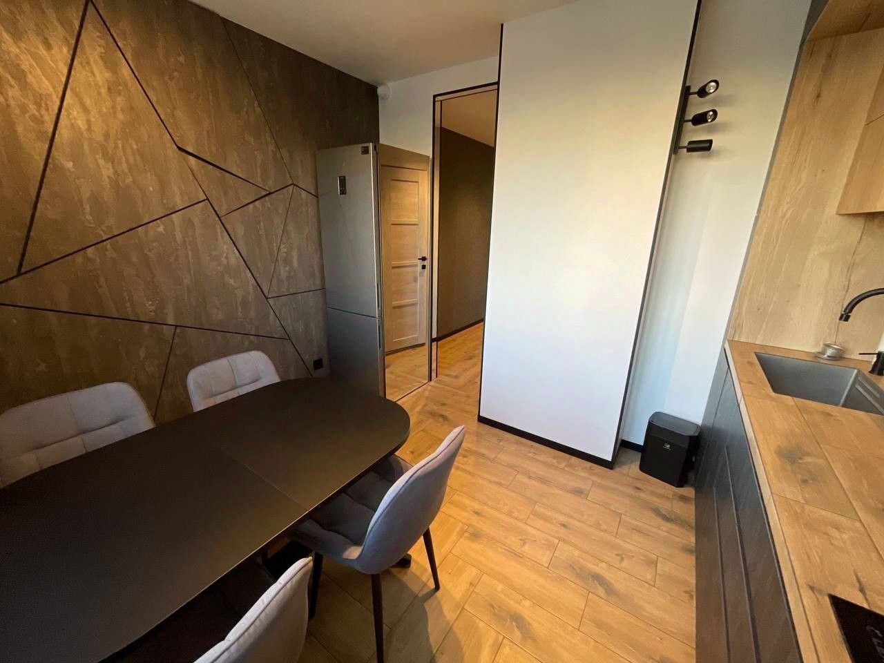 3-комнатная квартира, 80 м² — фото 3