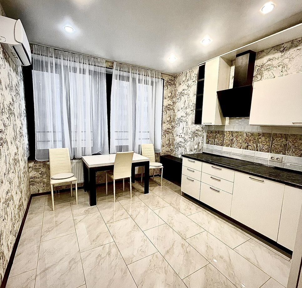 2-комнатная квартира, 57 м² — фото 2