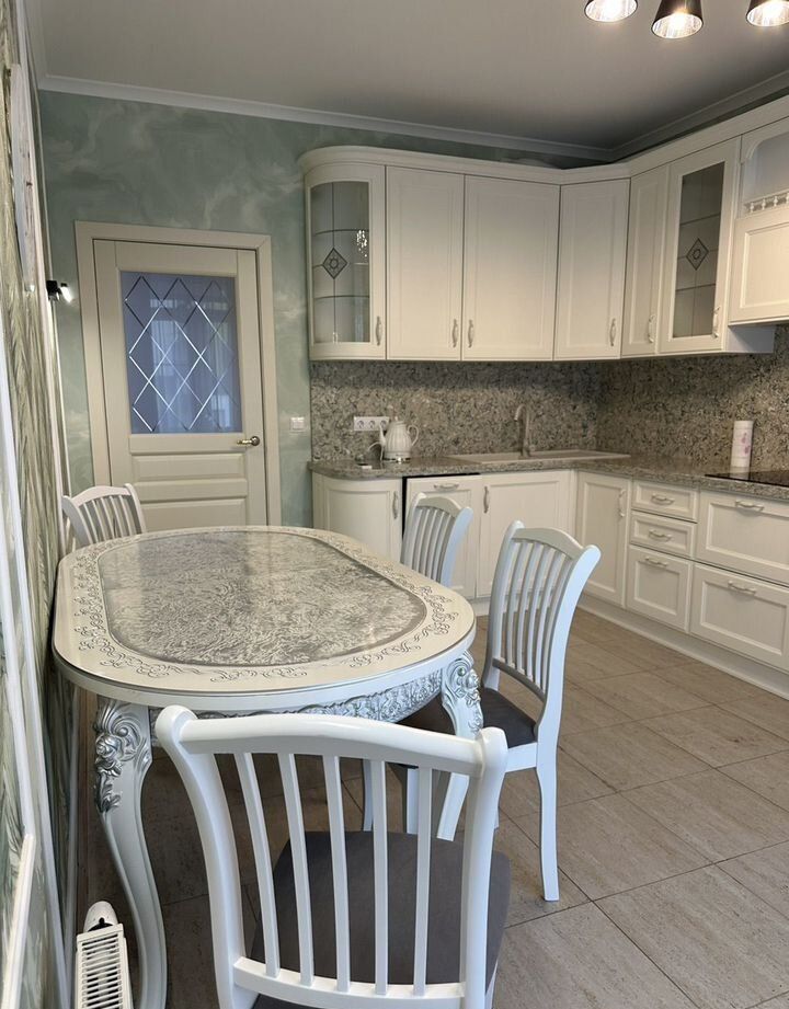 2-комнатная квартира, 65 м² — фото 3