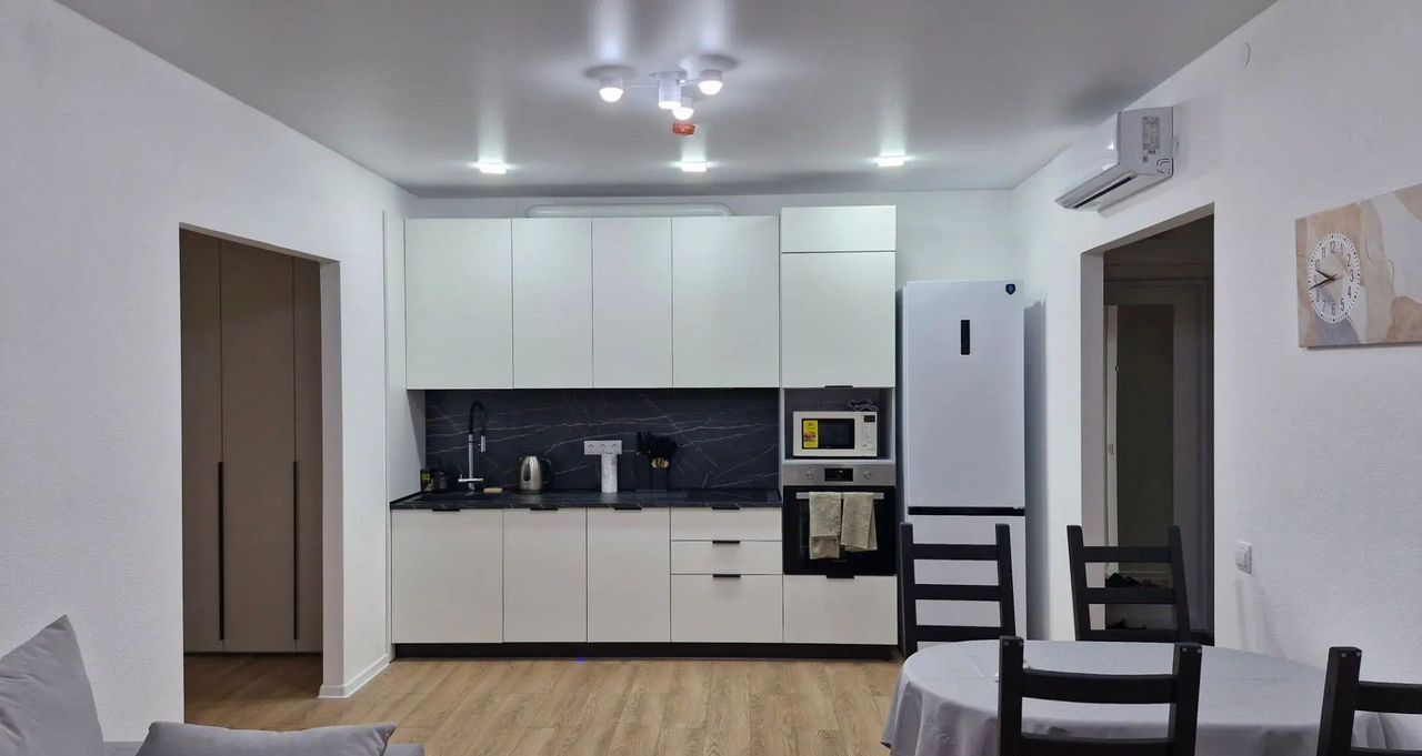 2-комнатная квартира, 61 м² — фото 2