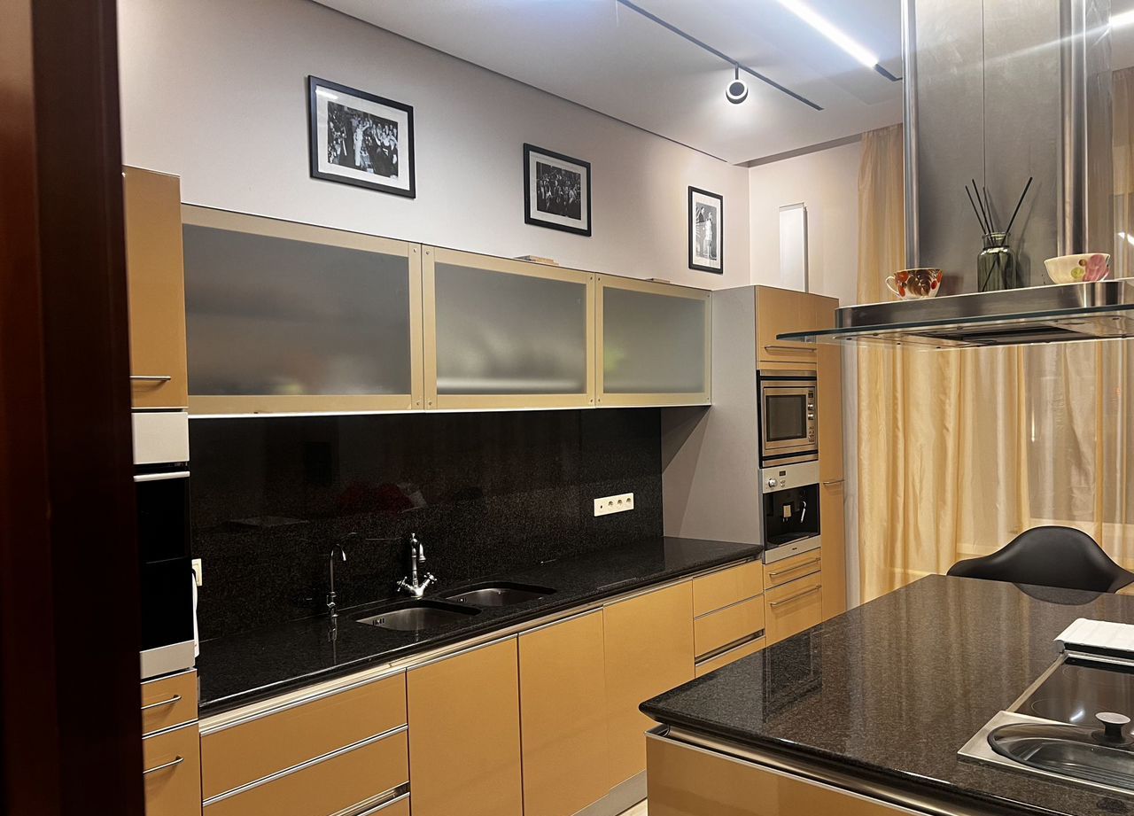 2-комнатная квартира, 65 м² — фото 2