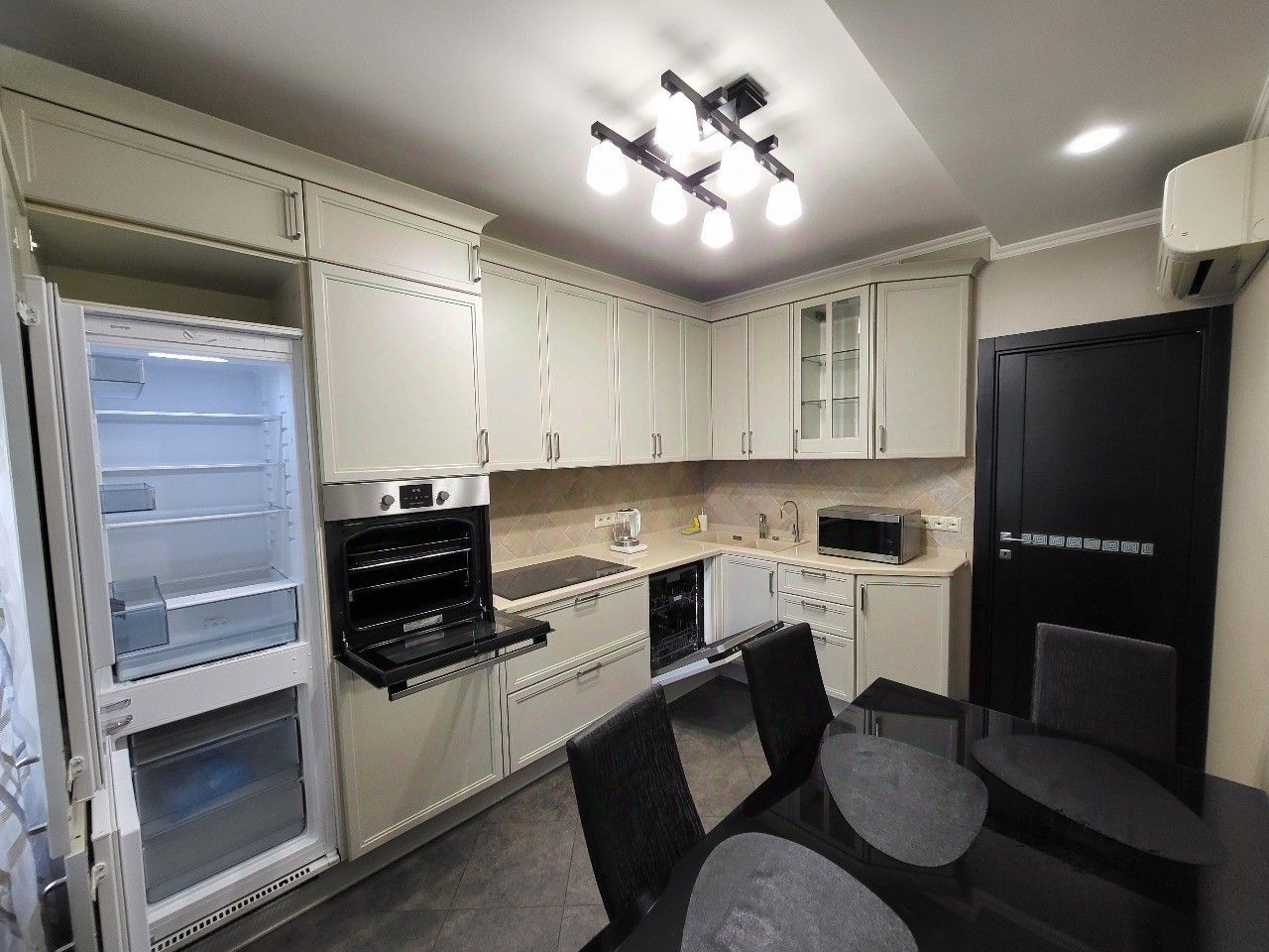 2-комнатная квартира, 65 м² — фото 2