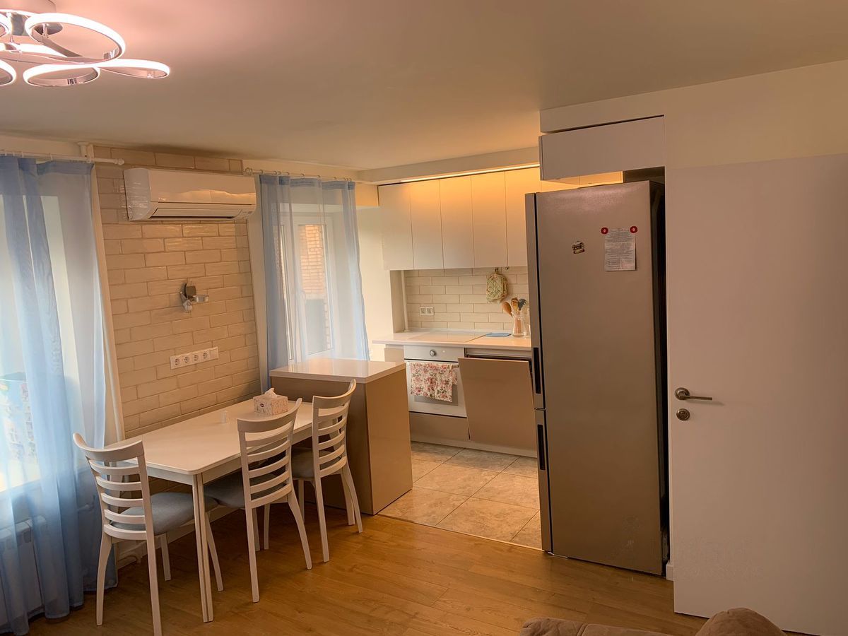 2-комнатная квартира, 55 м² — фото 2