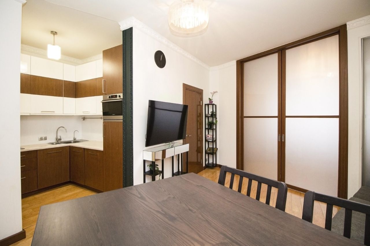 2-комнатная квартира, 61 м² — фото 1