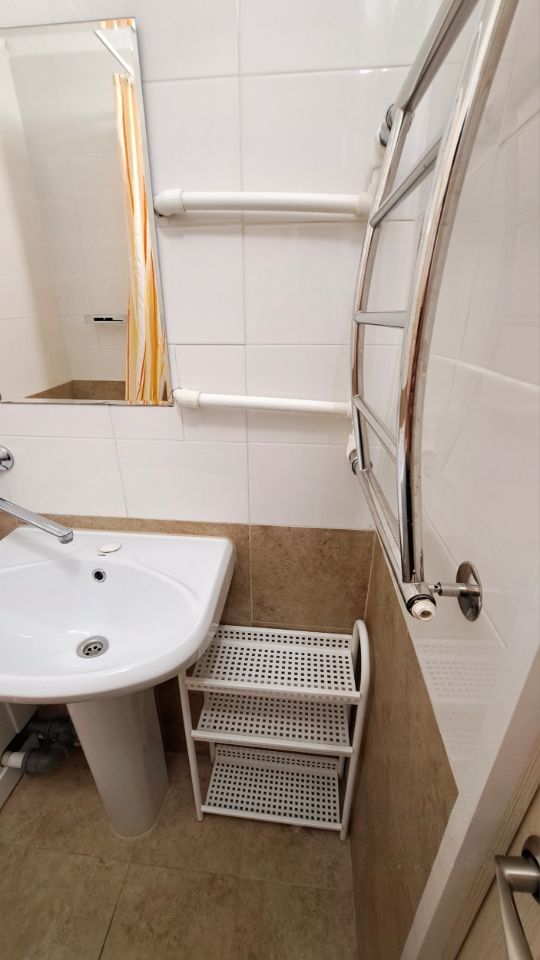 1-комнатная квартира, 42 м² — фото 2