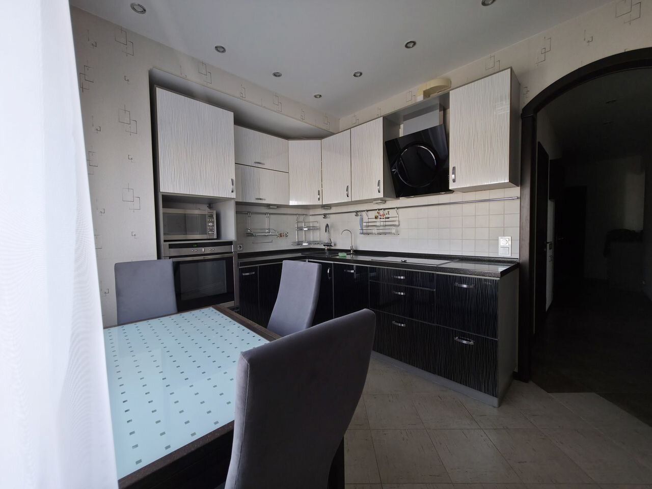 2-комнатная квартира, 55 м² — фото 1