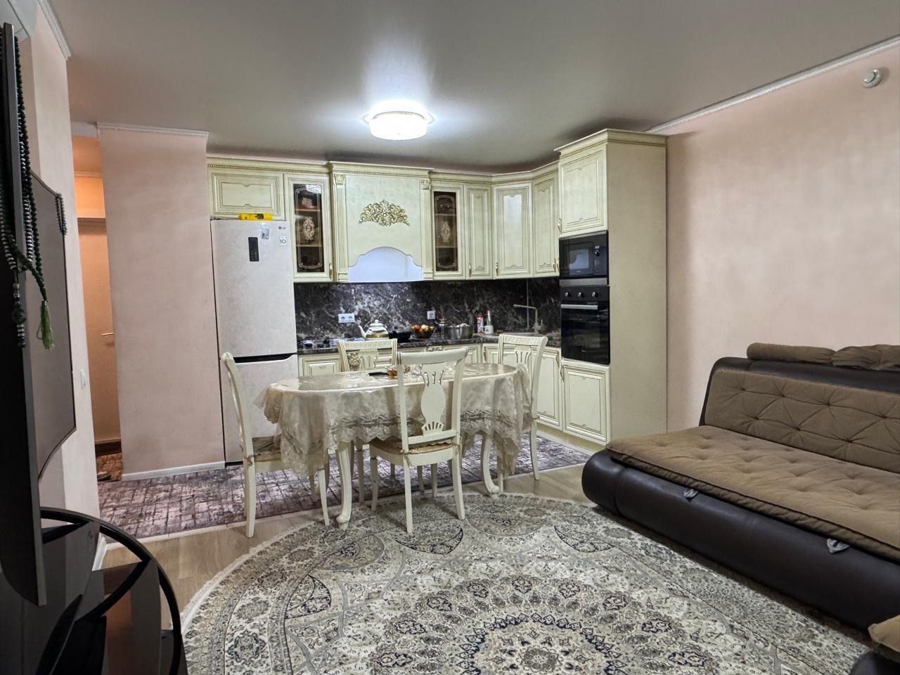 1-комнатная квартира, 49 м² — фото 1