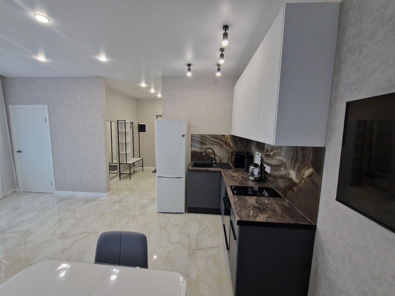 2-комнатная квартира, 42 м² — фото 8