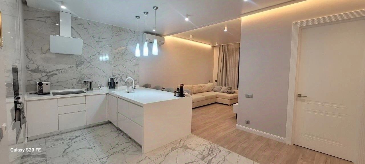 3-комнатная квартира, 75 м² — фото 1