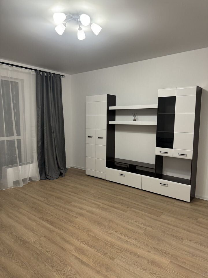 1-комнатная квартира, 45 м² — фото 3