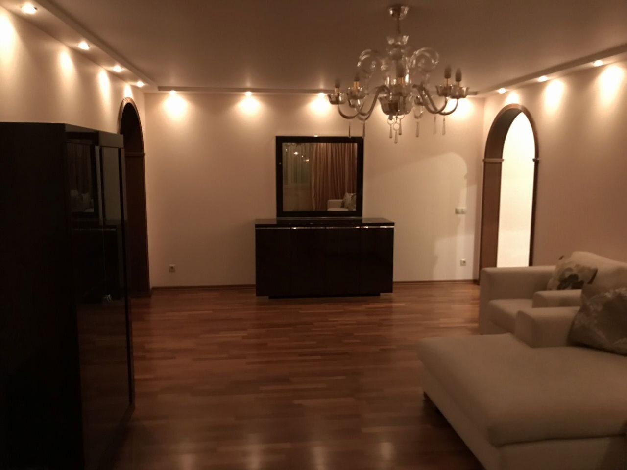 5-комнатная квартира, 146 м² — фото 1