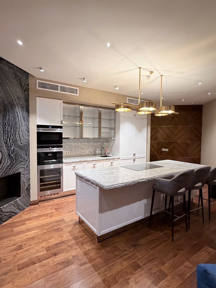 3-комнатная квартира, 190 м² — фото 2