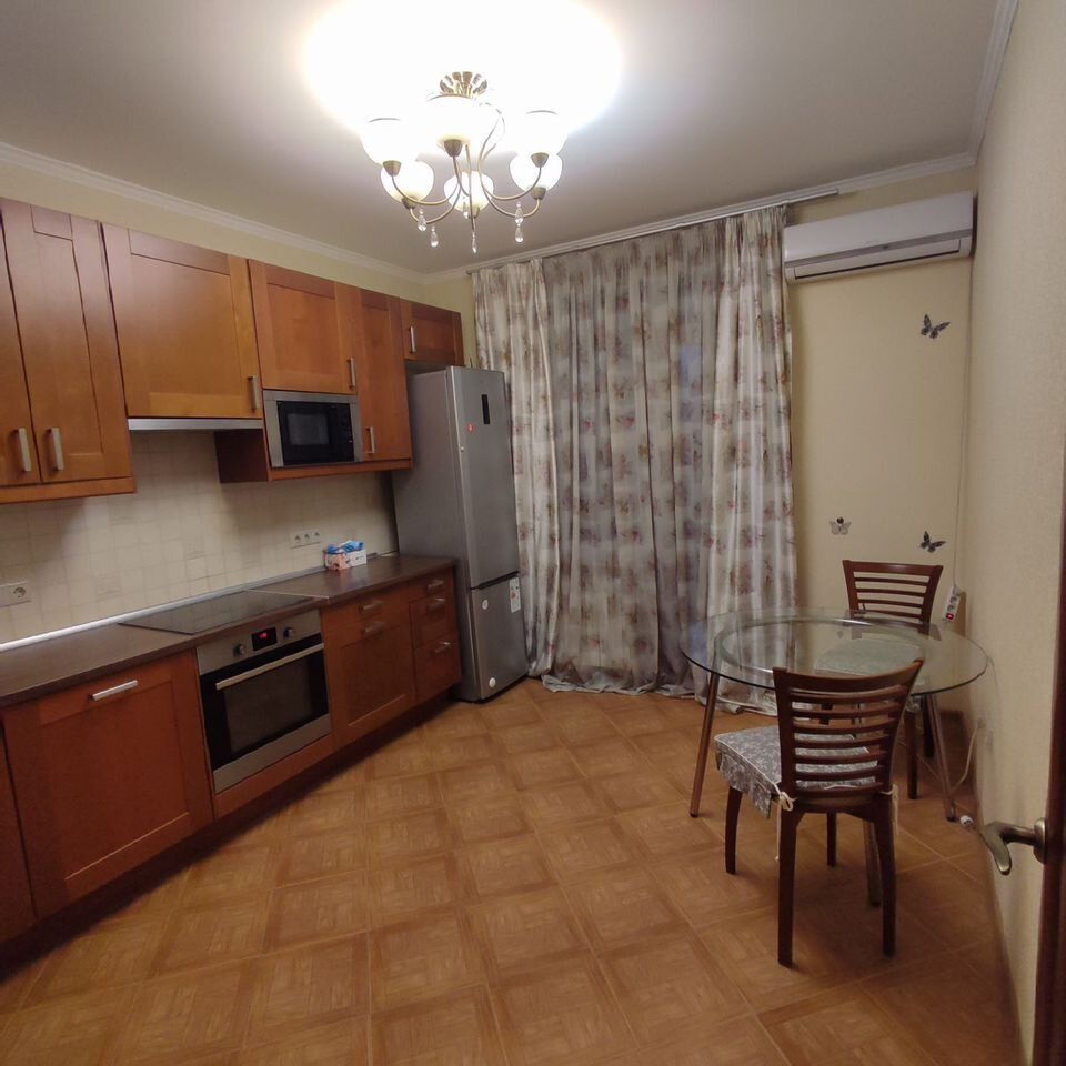 1-комнатная квартира, 50 м² — фото 1