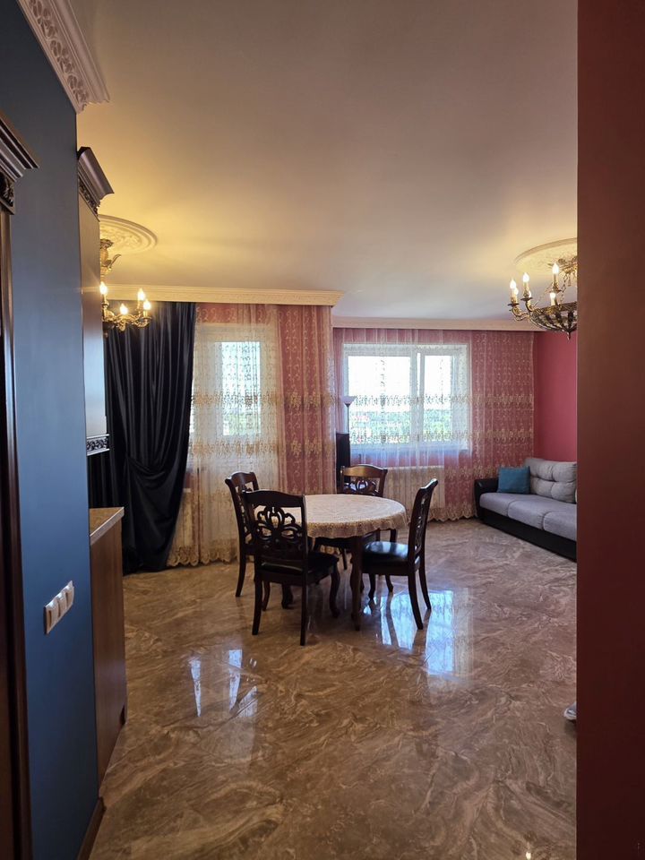 2-комнатная квартира, 66 м² — фото 1