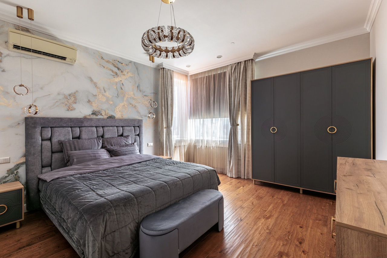 3-комнатная квартира, 165 м² — фото 1