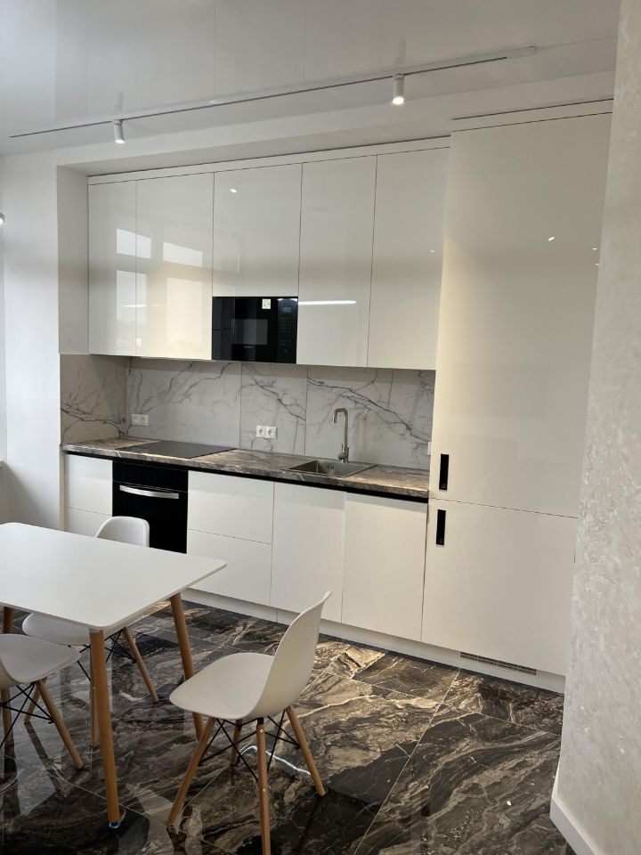 3-комнатная квартира, 82 м² — фото 1