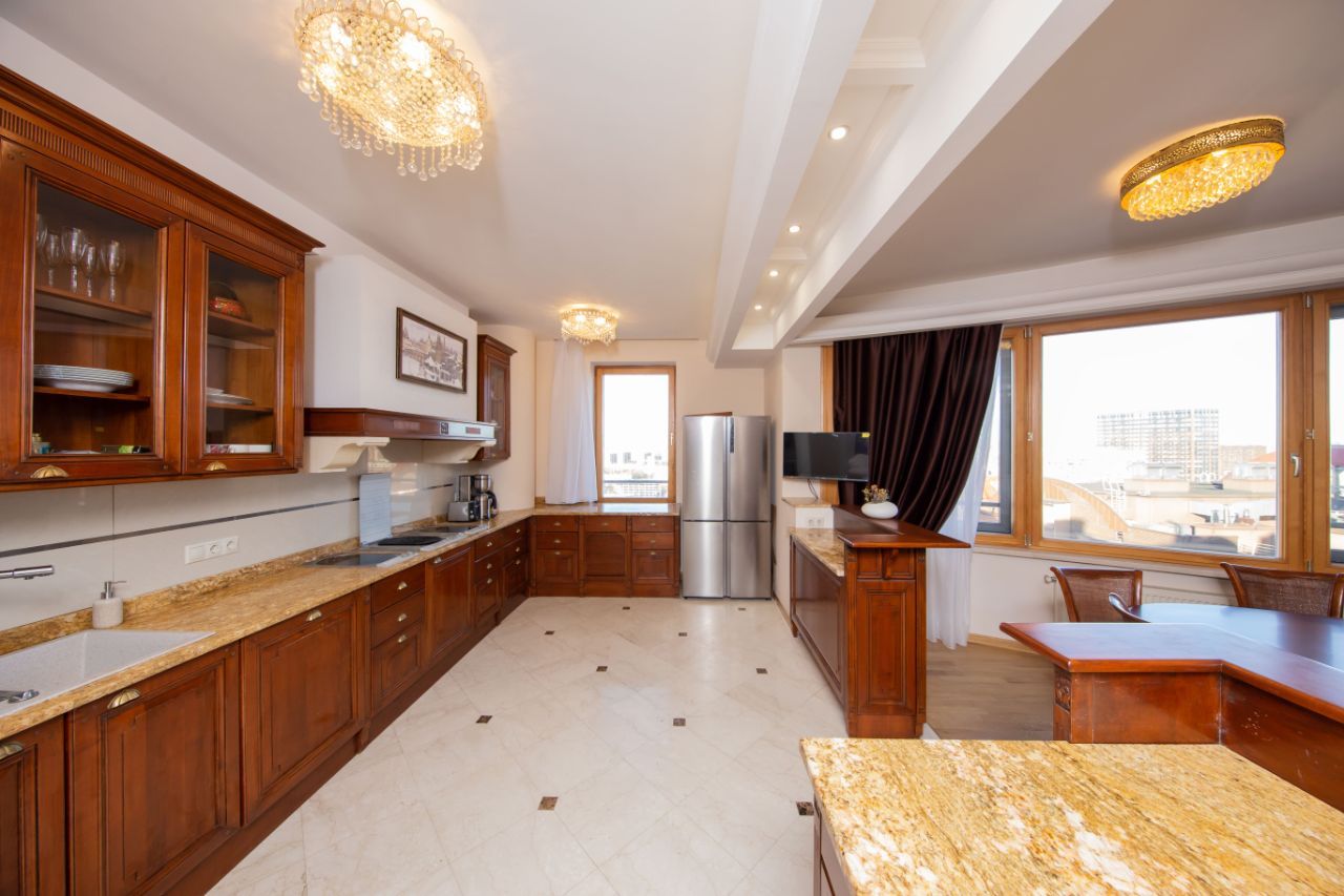 3-комнатная квартира, 230 м² — фото 8