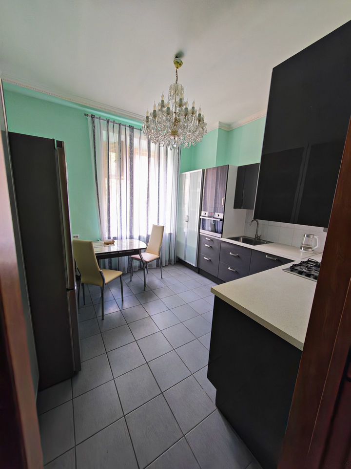 3-комнатная квартира, 130 м² — фото 2
