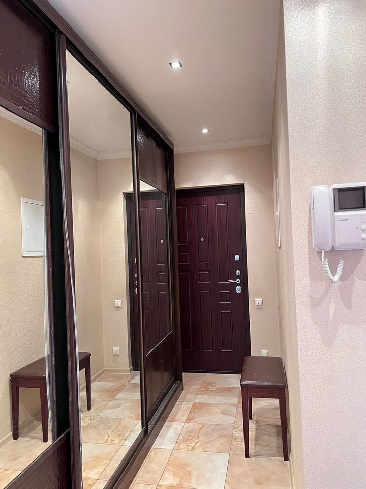 3-комнатная квартира, 77 м² — фото 2