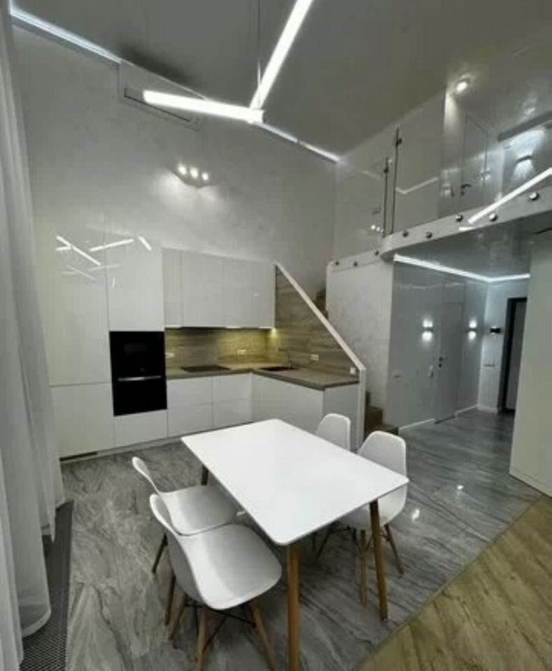 2-комнатная квартира, 102 м² — фото 2
