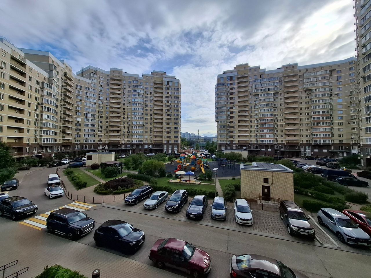 2-комнатная квартира, 75 м² — фото 1