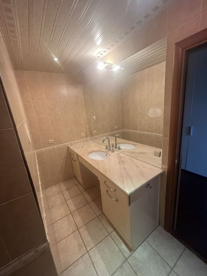 3-комнатная квартира, 157 м² — фото 4