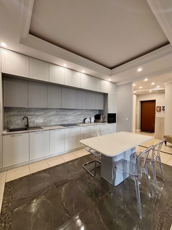 3-комнатная квартира, 126 м² — фото 1