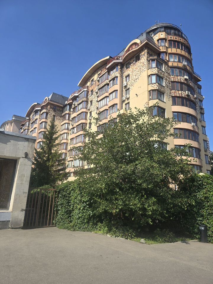2-комнатная квартира, 82 м² — фото 1