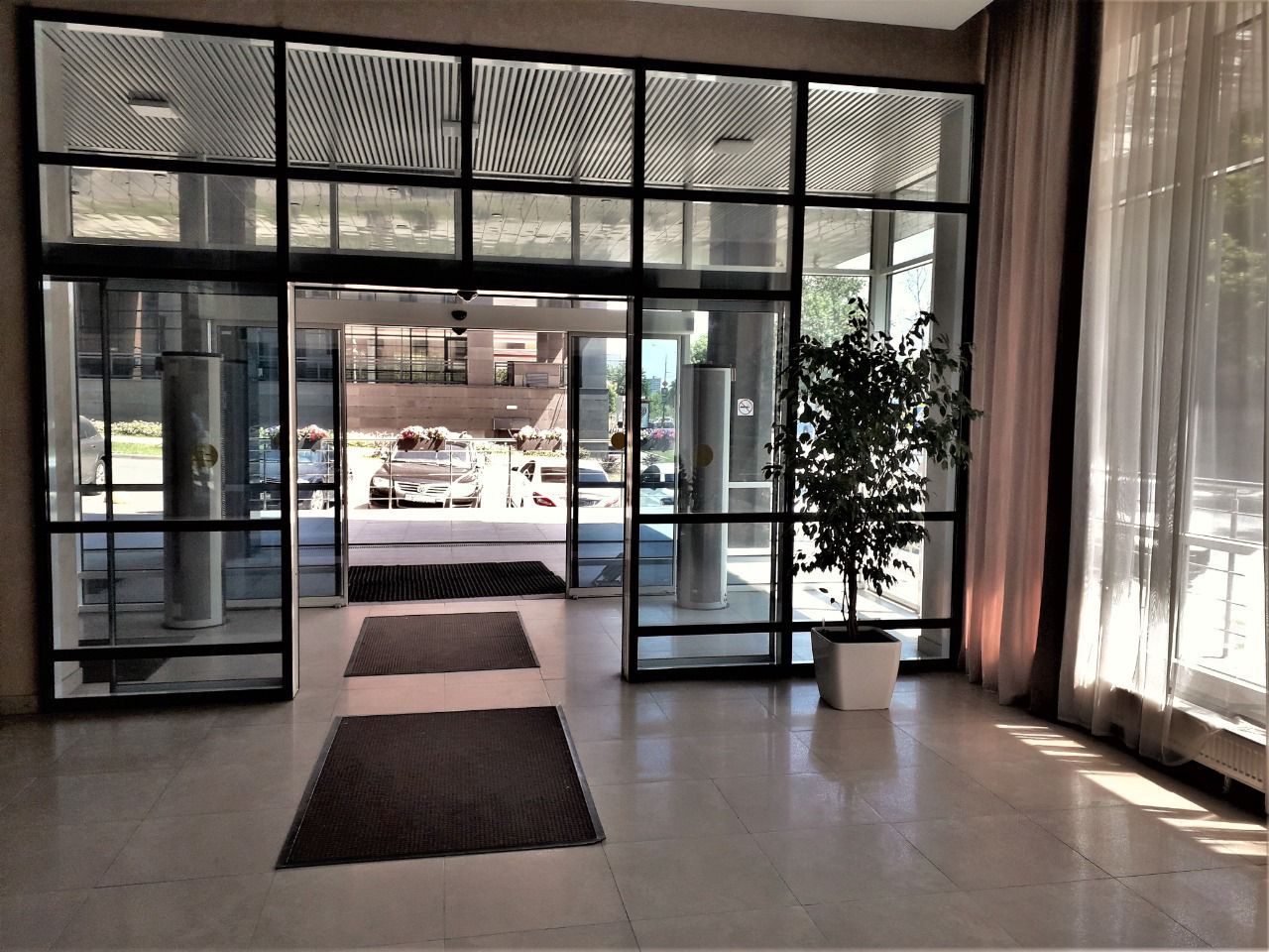 3-комнатная квартира, 93 м² — фото 1