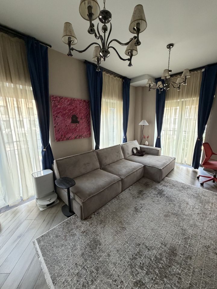 2-комнатная квартира, 77 м² — фото 1