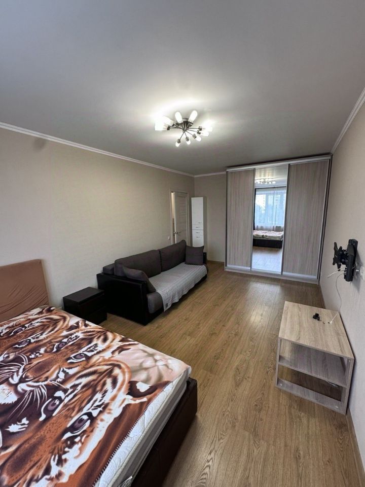 1-комнатная квартира, 35 м² — фото 1