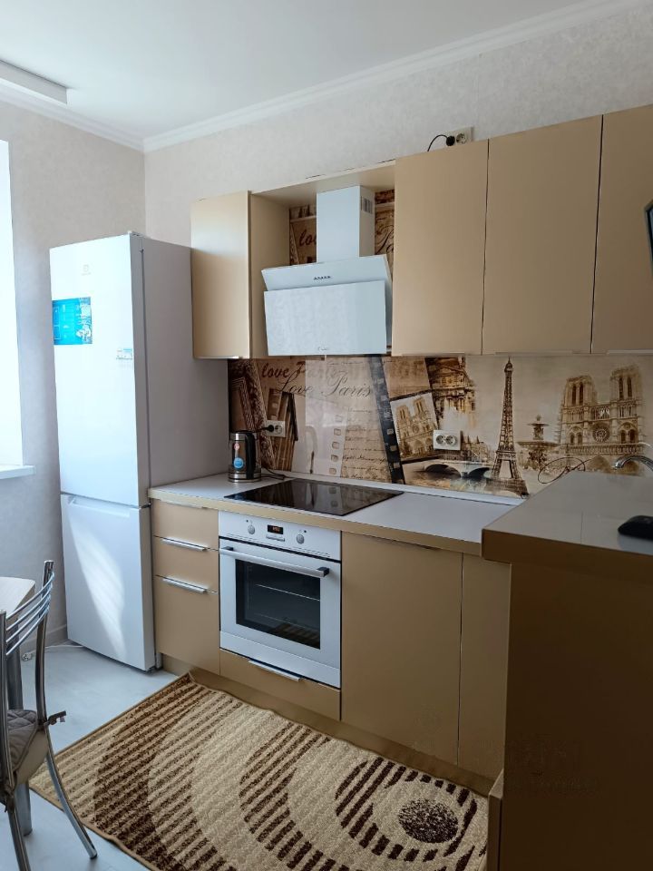 1-комнатная квартира, 42 м² — фото 1