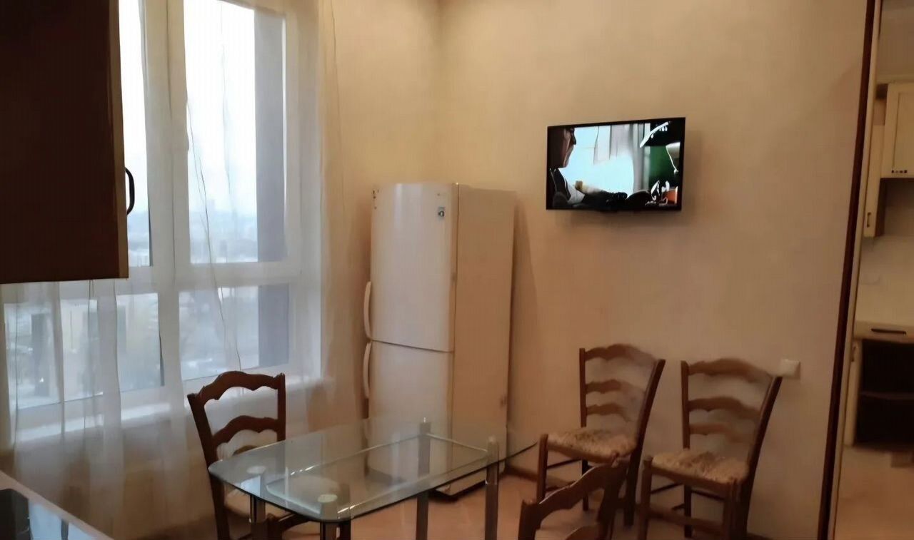 1-комнатная квартира, 40 м² — фото 2