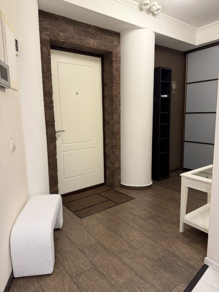 2-комнатная квартира, 73 м² — фото 3