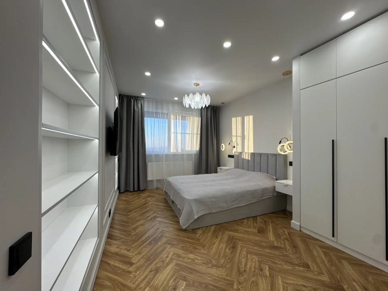 2-комнатная квартира, 77 м² — фото 2