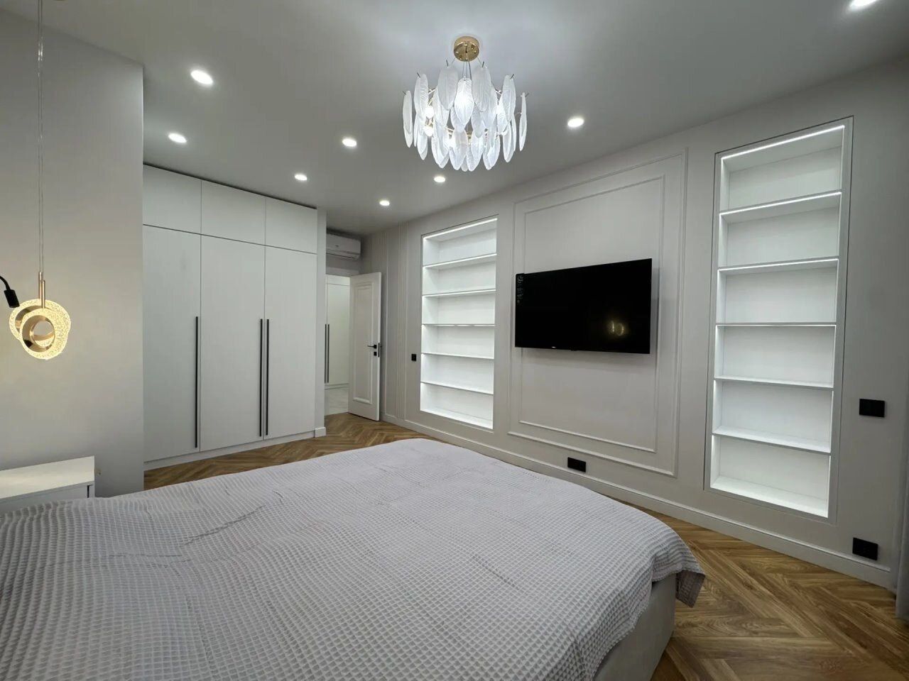 2-комнатная квартира, 77 м² — фото 6