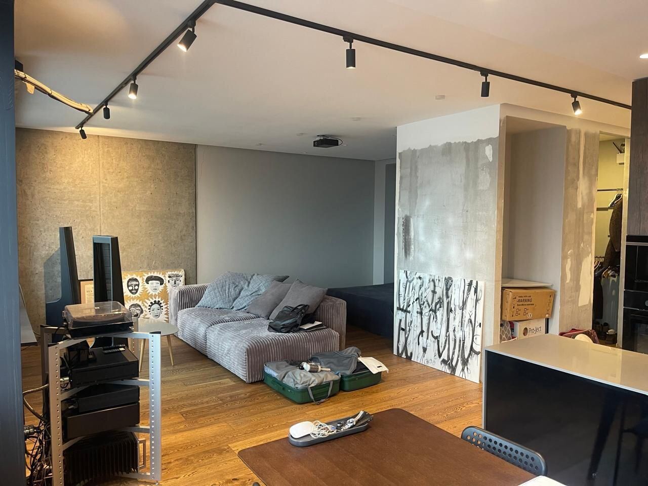 Квартира-студия, 55 м² — фото 1