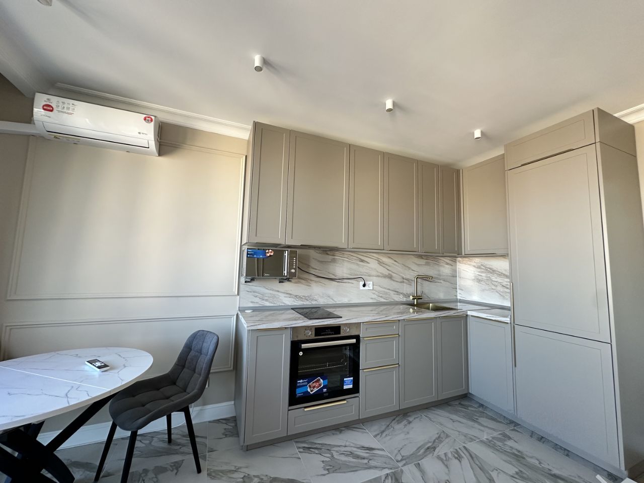 1-комнатная квартира, 42 м² — фото 2