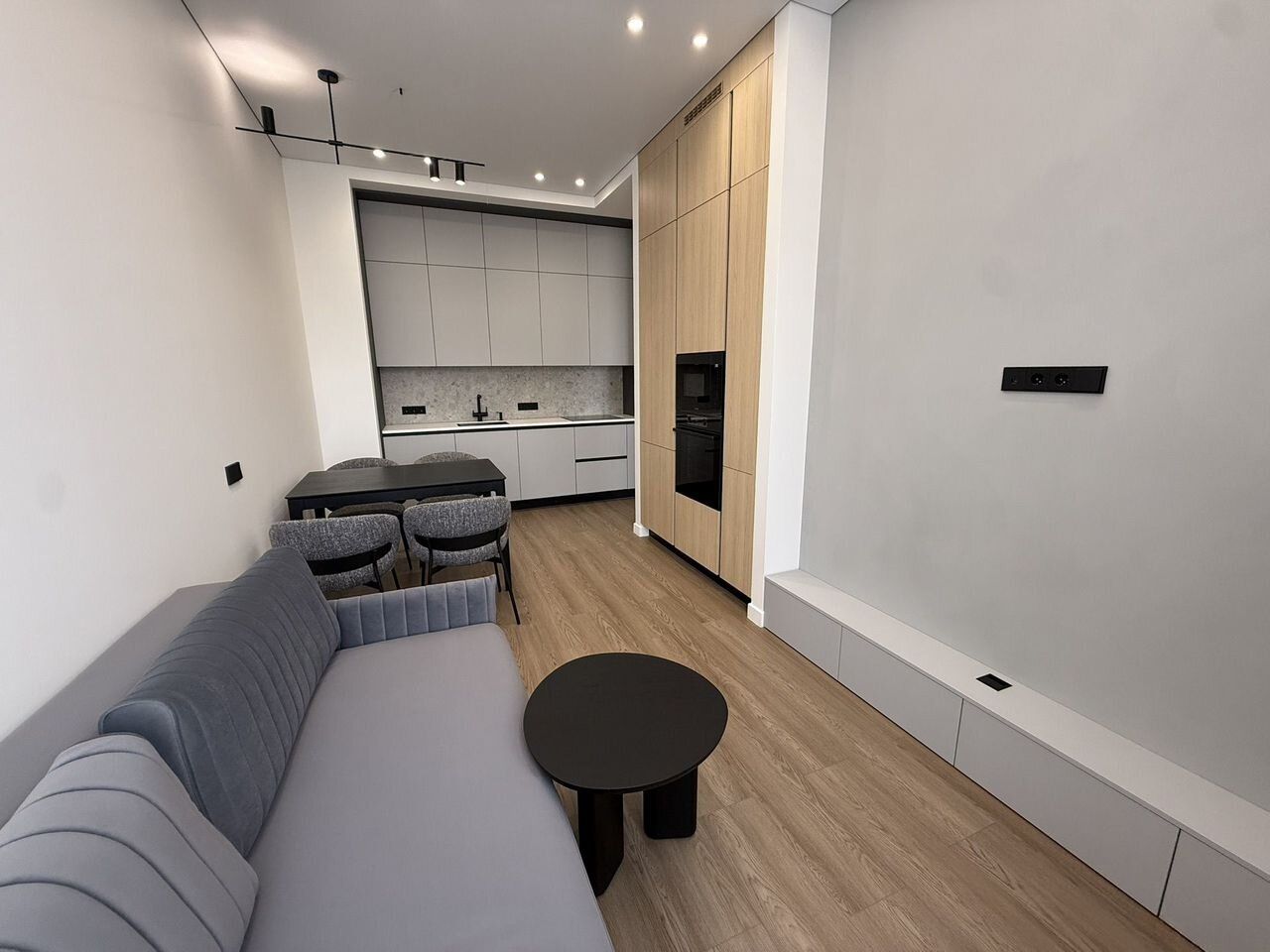 2-комнатная квартира, 75 м² — фото 1