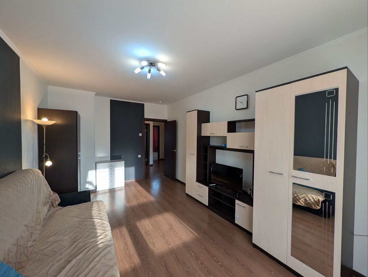 2-комнатная квартира, 60 м² — фото 2