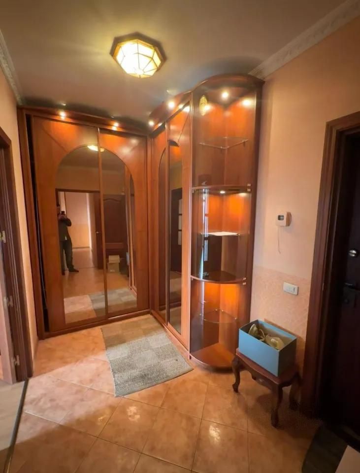 2-комнатная квартира, 73 м² — фото 3