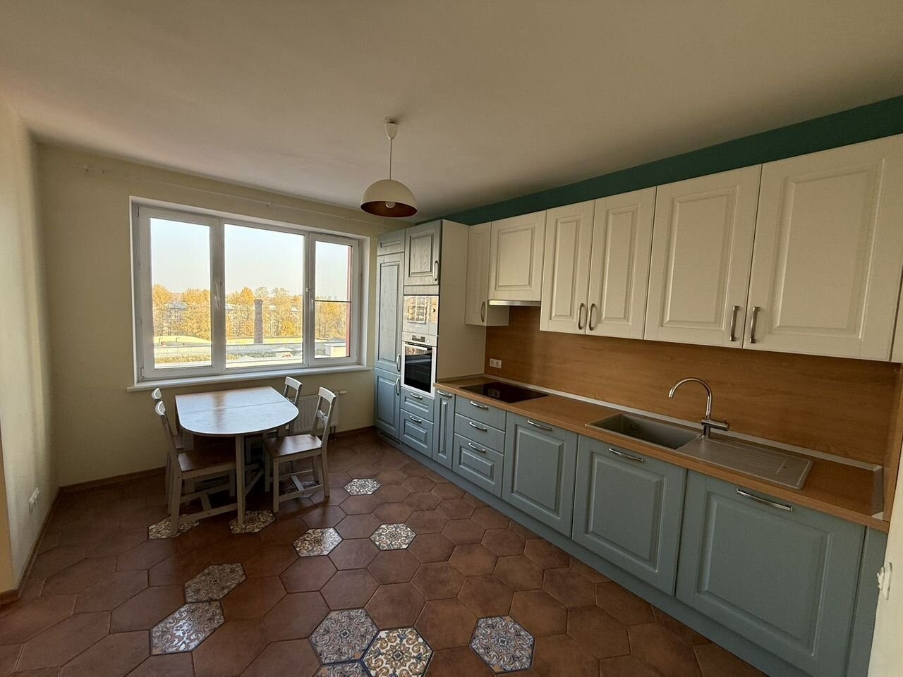 3-комнатная квартира, 85 м² — фото 1
