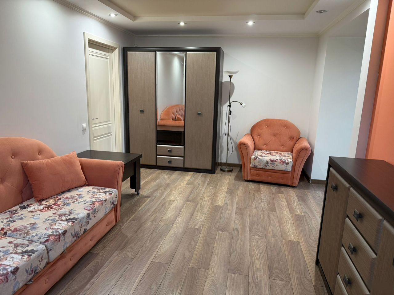 2-комнатная квартира, 49 м² — фото 2