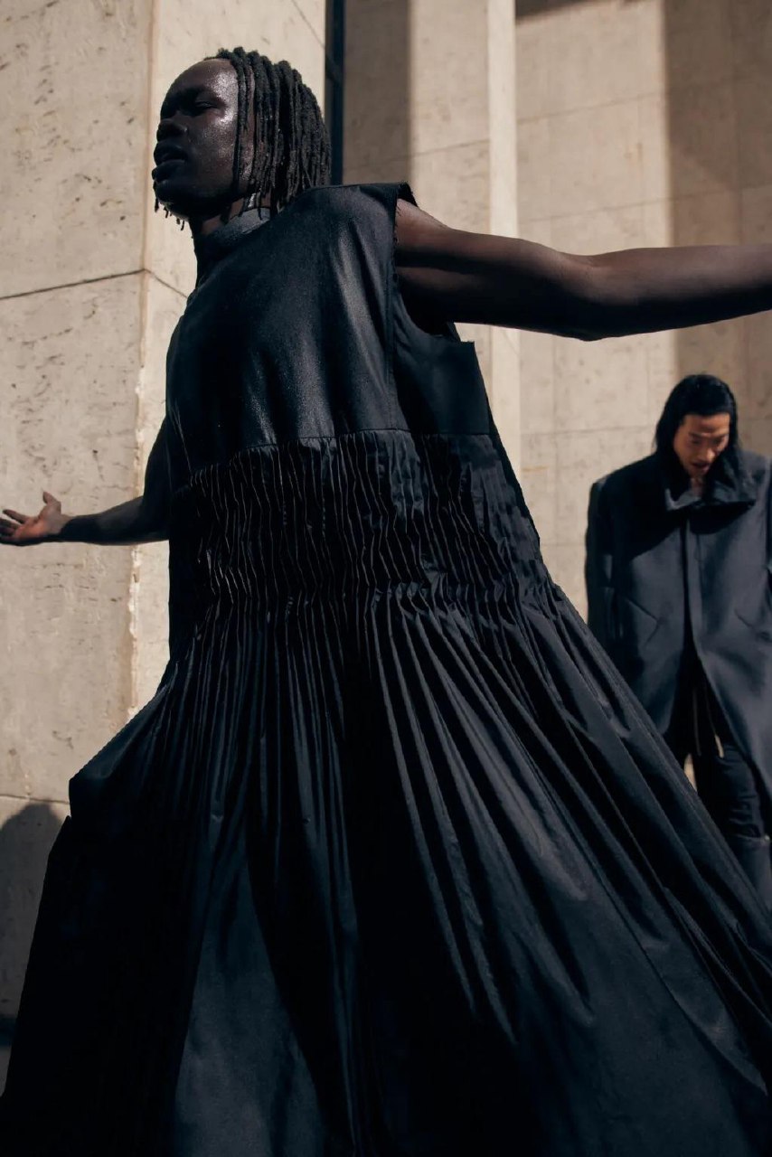RICK OWENS SS27 MENS STONE We are all processing menace Some of us arm. Some of us train.…, медиа 5